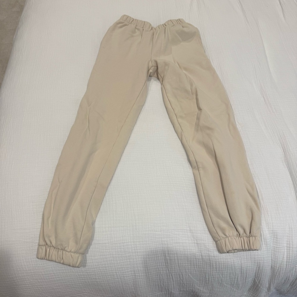 Brandy mellive cream sweatpants